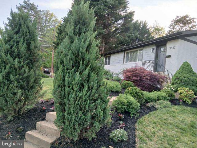 3512 JEAN ST, Fairfax, VA 22030