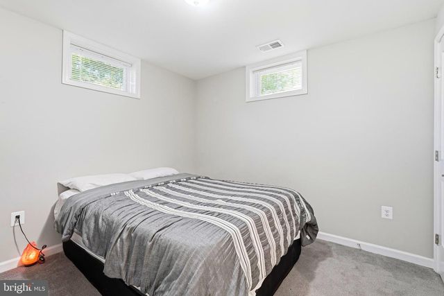 3512 JEAN ST, Fairfax, VA 22030