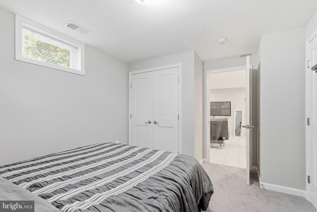 3512 JEAN ST, Fairfax, VA 22030