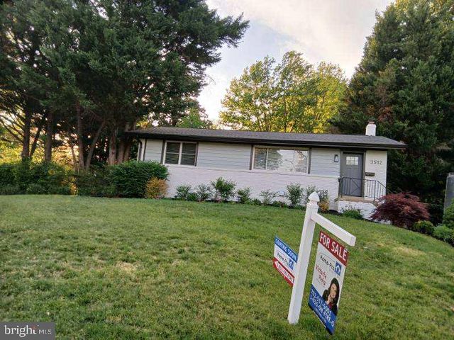 3512 JEAN ST, Fairfax, VA 22030