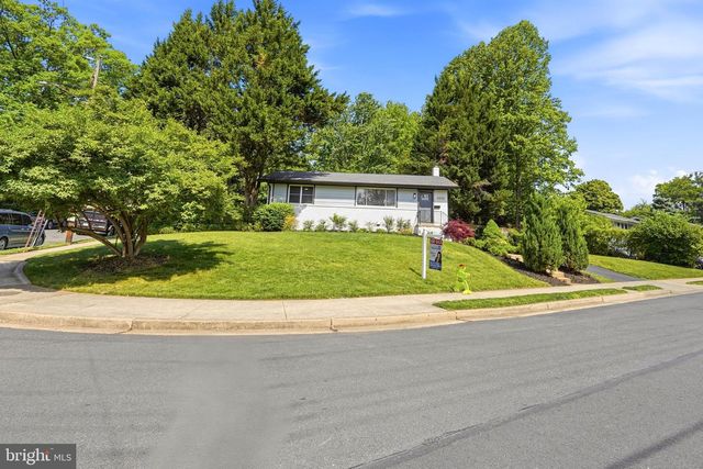 3512 JEAN ST, Fairfax, VA 22030