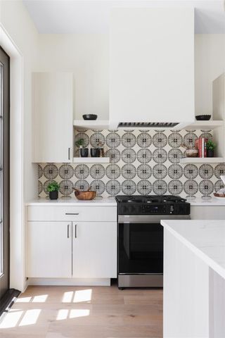 3500 Pecan Springs RD 10, Austin, TX 78723