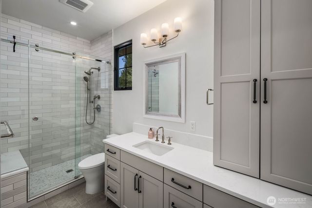 5419 247th Place SE, Issaquah, WA 98029