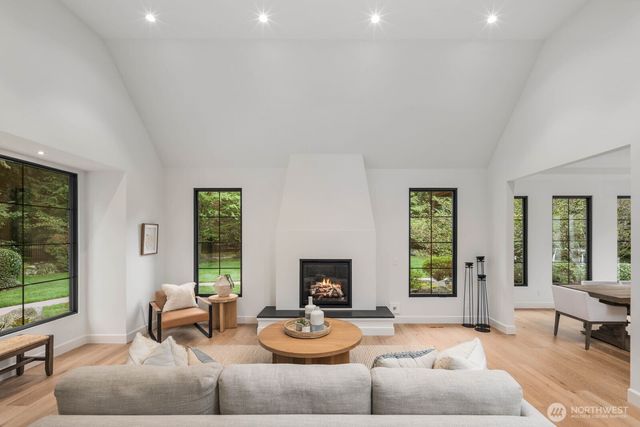 5419 247th Place SE, Issaquah, WA 98029