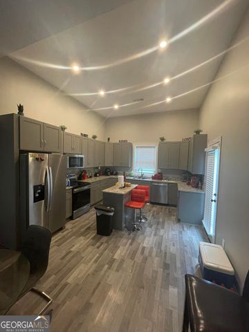 6860 Parkway Drive, Lithonia, GA 30058