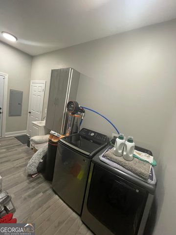 6860 Parkway Drive, Lithonia, GA 30058