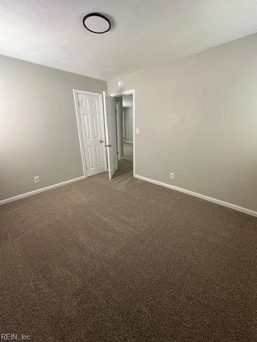 3724 E Princess Anne Rd Apt 5, Norfolk, VA 23502