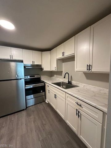 3724 E Princess Anne Rd Apt 5, Norfolk, VA 23502