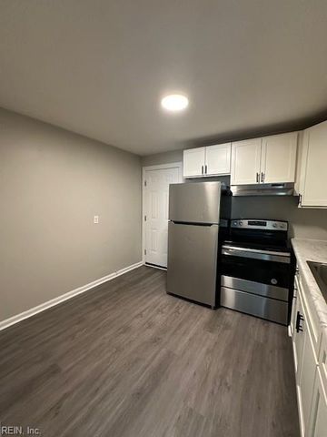 3724 E Princess Anne Rd Apt 5, Norfolk, VA 23502