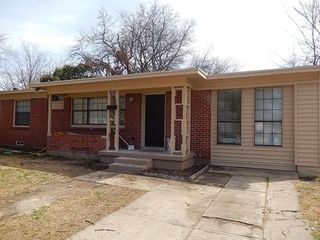 10818 Sharondale Drive, Dallas, TX 75228