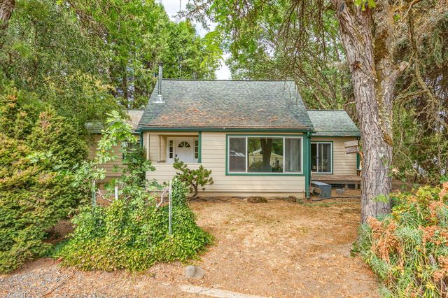 3311 Rogue River Highway, Gold Hill, OR 97525