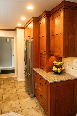 2 Preston Circle, Pittsford, NY 14534