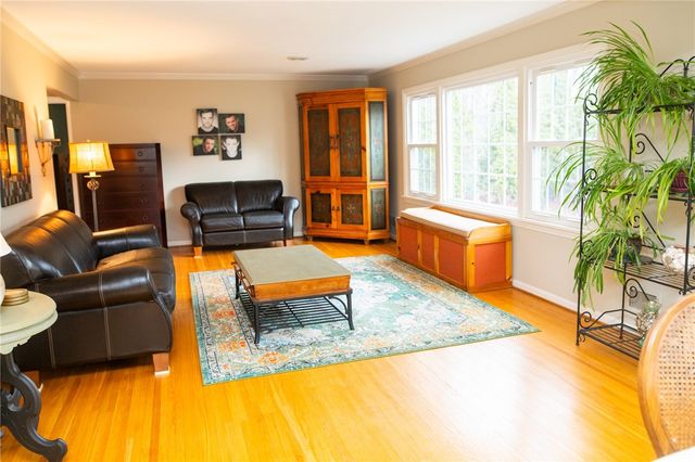 2 Preston Circle, Pittsford, NY 14534
