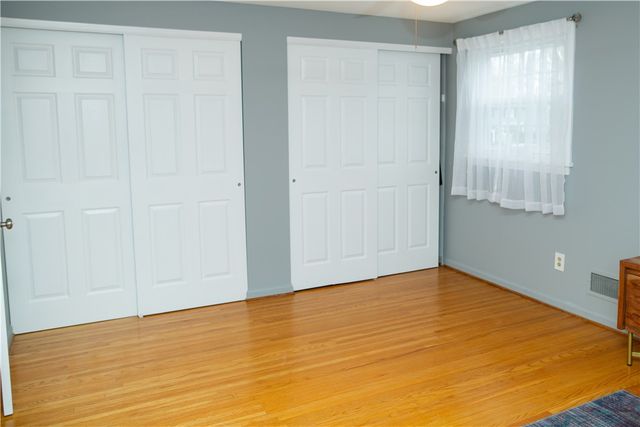 2 Preston Circle, Pittsford, NY 14534