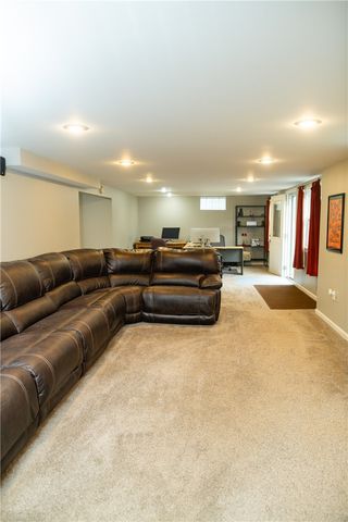 2 Preston Circle, Pittsford, NY 14534