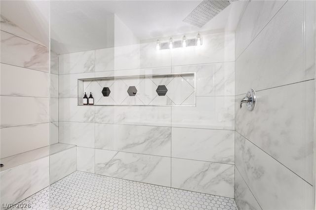 31 Jade Circle, Las Vegas, NV 89106