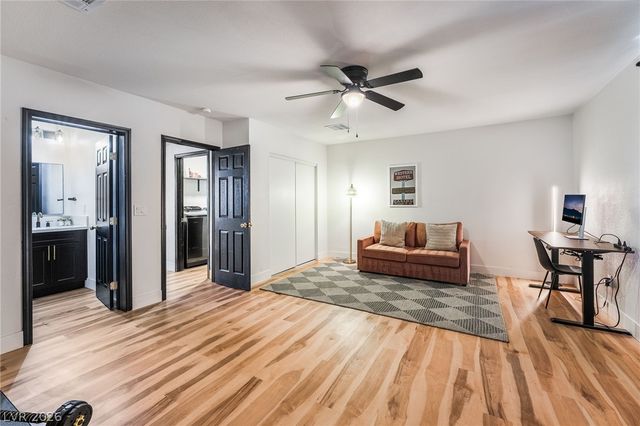 31 Jade Circle, Las Vegas, NV 89106