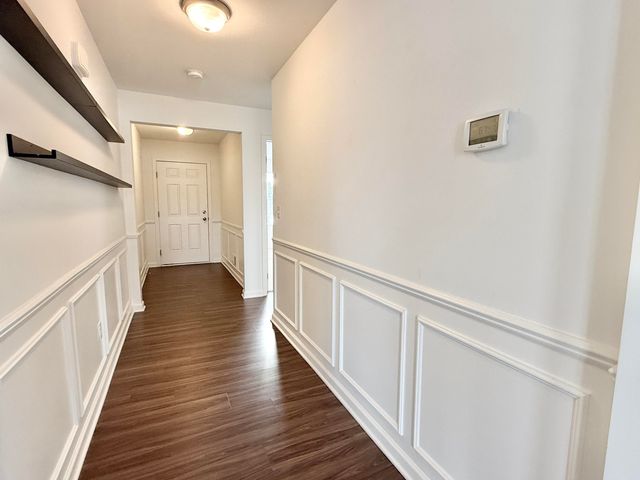 10290 Swan Lake Circle, Ypsilanti Twp, MI 48197