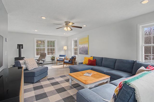 264 Lake Brook Drive, Georgia, VT 05478