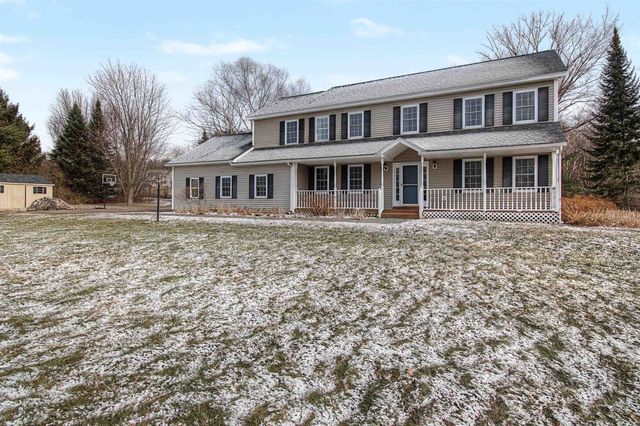 264 Lake Brook Drive, Georgia, VT 05478