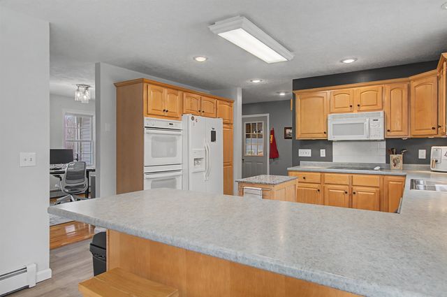 264 Lake Brook Drive, Georgia, VT 05478