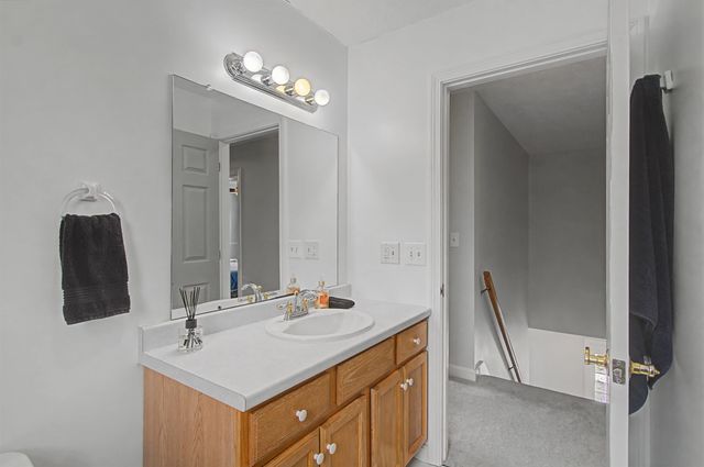 264 Lake Brook Drive, Georgia, VT 05478