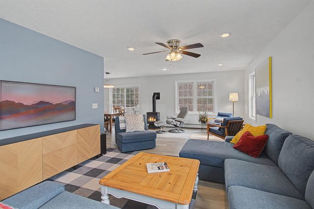 264 Lake Brook Drive, Georgia, VT 05478