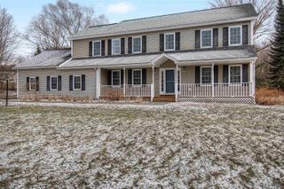 264 Lake Brook Drive, Georgia, VT 05478