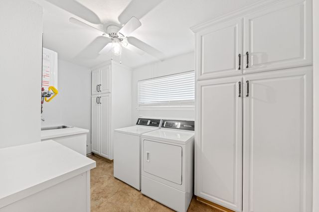 804 Lark Lane, Oak Leaf, TX 75154