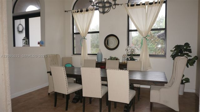 12965 SW 197th St, Miami, FL 33177