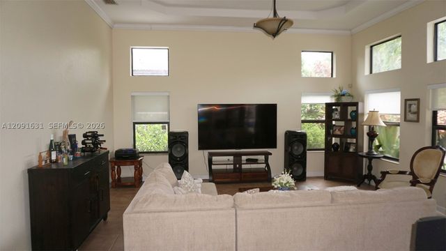 12965 SW 197th St, Miami, FL 33177