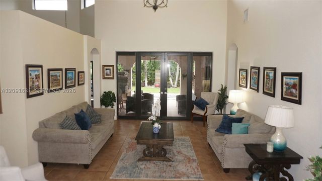 12965 SW 197th St, Miami, FL 33177