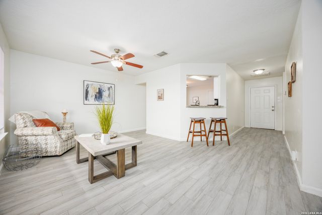 9238 Encino Village, San Antonio, TX 78250