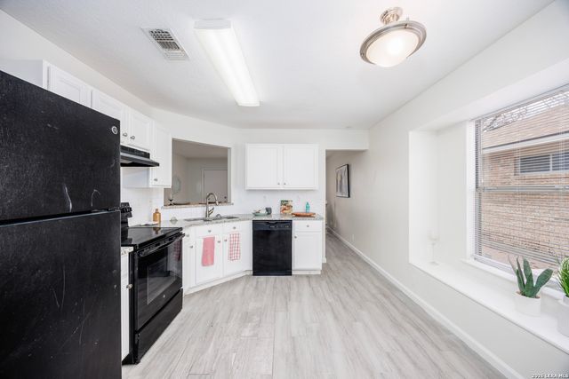 9238 Encino Village, San Antonio, TX 78250