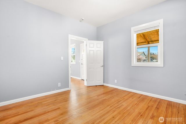 925 McLean Road, Mount Vernon, WA 98273