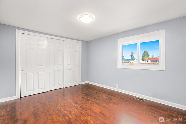 925 McLean Road, Mount Vernon, WA 98273