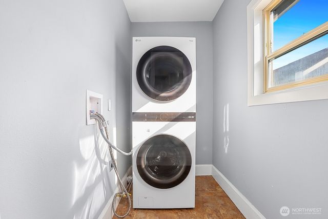 925 McLean Road, Mount Vernon, WA 98273