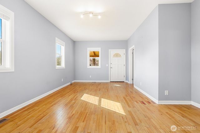 925 McLean Road, Mount Vernon, WA 98273