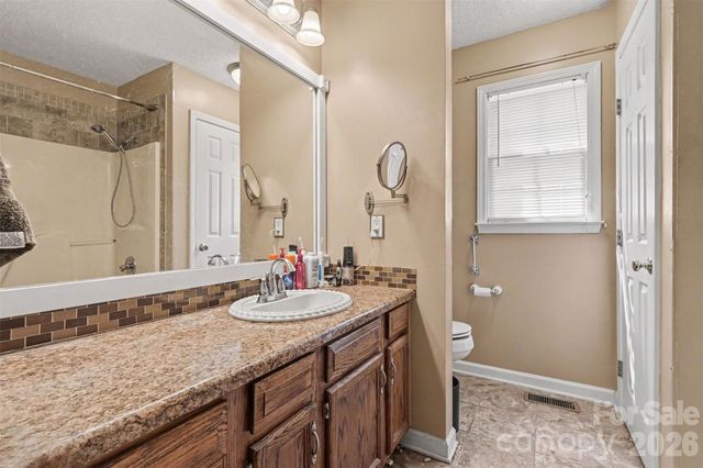 983 Farmington Court, Concord, NC 28025