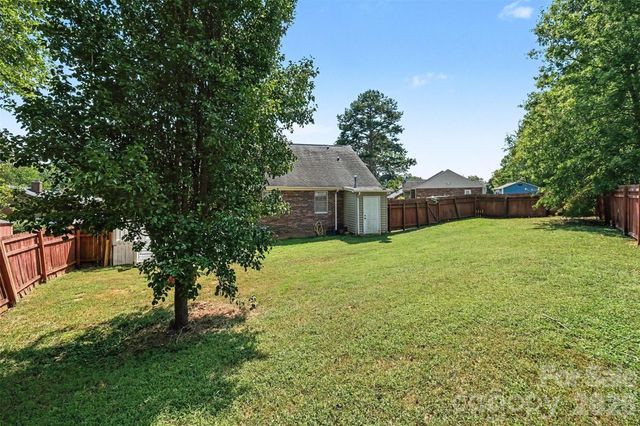 983 Farmington Court, Concord, NC 28025