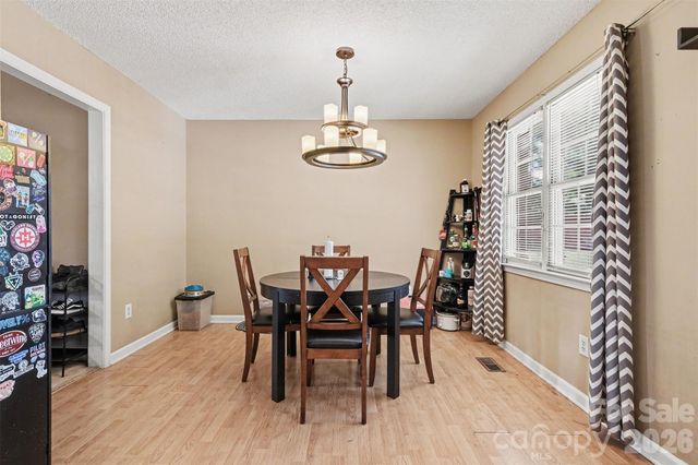 983 Farmington Court, Concord, NC 28025