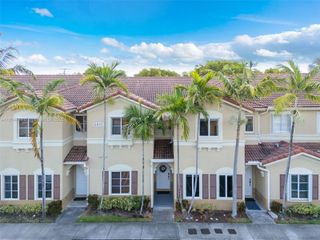 8401 NW 107th ct 4-36, Doral, FL 33178