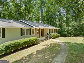 7 Thrushwood Road NE, Rome, GA 30161