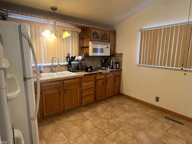 1269 Flamingo Drive, Mount Morris, MI 48458