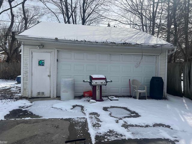 1269 Flamingo Drive, Mount Morris, MI 48458