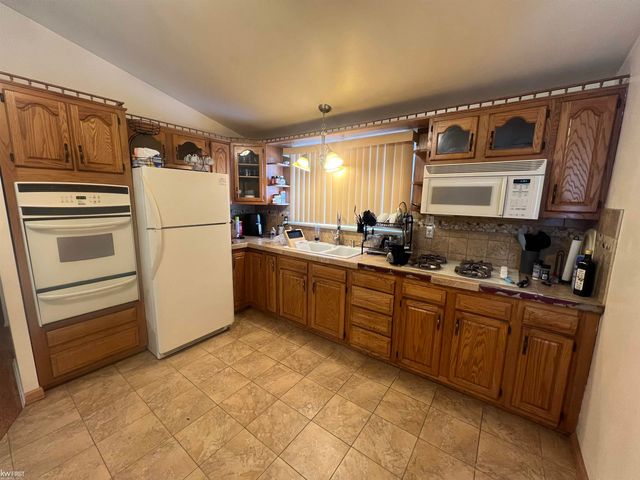 1269 Flamingo Drive, Mount Morris, MI 48458