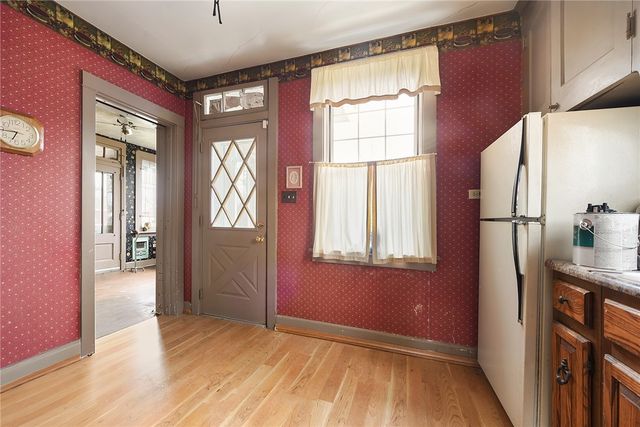 36 Commonwealth Ave, Duquesne, PA 15110