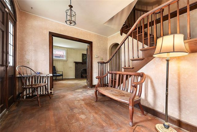 36 Commonwealth Ave, Duquesne, PA 15110