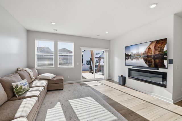 10644 Hinton Avenue S, Cottage Grove, MN 55016