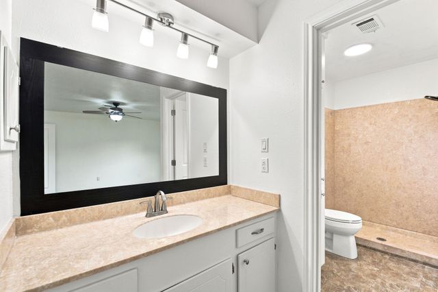 12211 3rd Street, Santa Fe, TX 77510